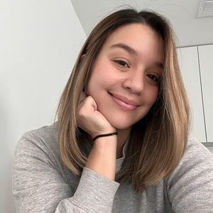Meet your Posher, Gabriela